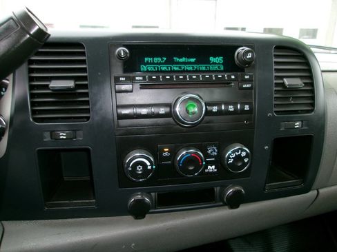 Used 2008 Chevrolet Silverado 3500 W/T image 15