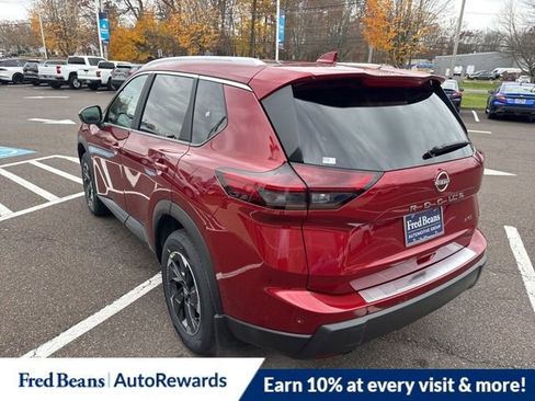 New 2026 Nissan Rogue SV w/ SV Premium Package image 5