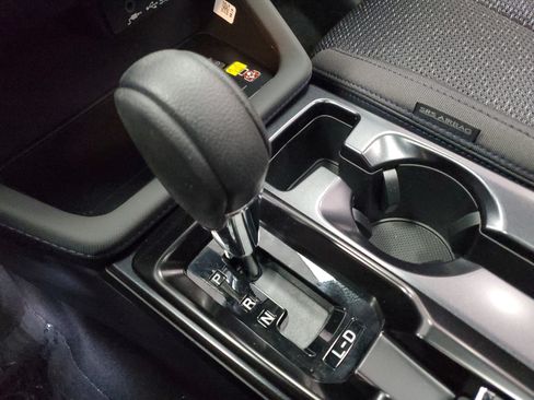 Used 2026 Subaru Forester Premium AWD/4WD image 21