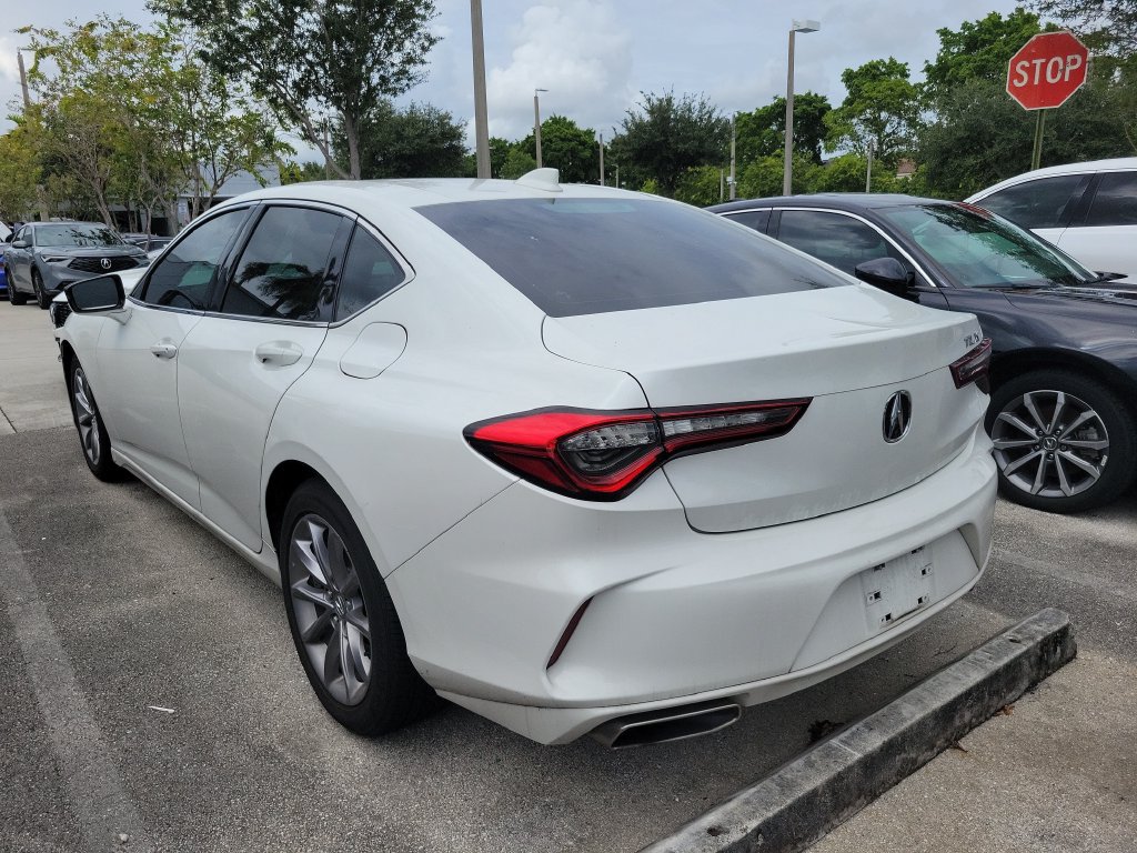 Used 2023 Acura TLX FWD image 5