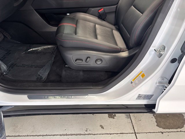 Used 2025 Chevrolet Traverse RS AWD/4WD image 51