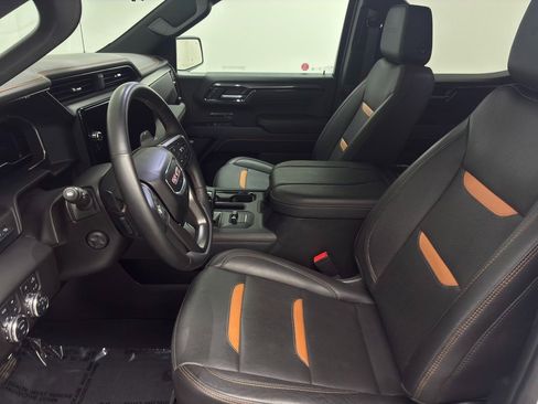 Used 2023 GMC Sierra 1500 AT4 w/ Technology Package image 19