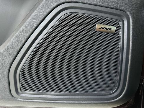 New 2026 Porsche Macan image 12