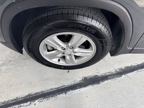 Used 2020 Chevrolet Trax LS w/ Tint and Cruise Package FWD image 21