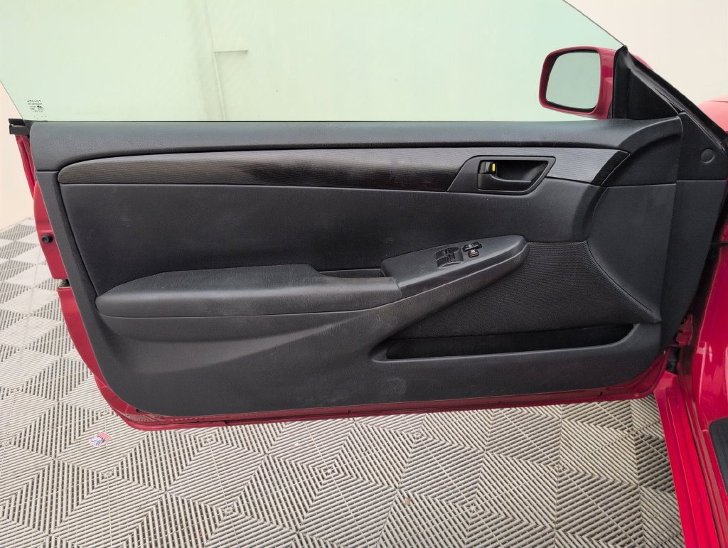 Used 2006 Toyota Solara Convertible FWD image 28