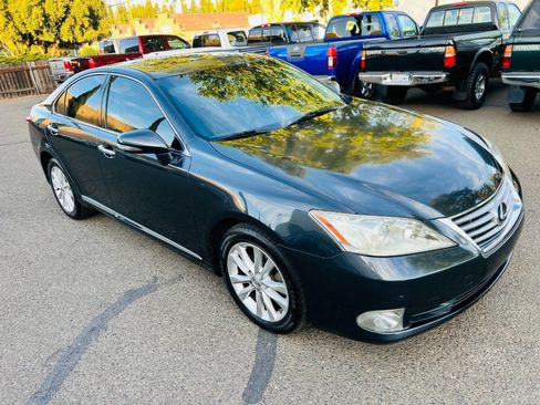 Used 2011 Lexus ES 350 image 2