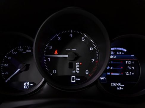 New 2026 Porsche Macan image 18