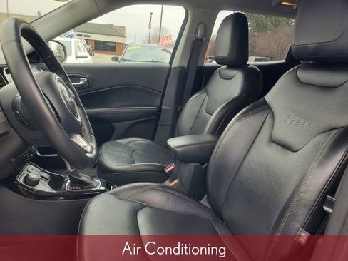 Used 2018 Jeep Compass Limited w/ Navigation Group image 12