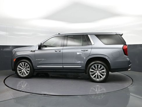 Used 2022 GMC Yukon Denali w/ Denali Premium Package image 4