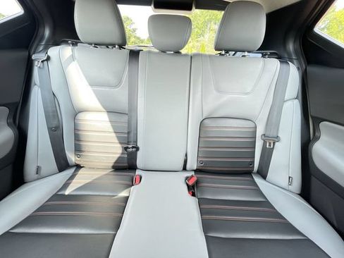 Used 2023 Nissan Kicks SR w/ SR Premium Package FWD image 13