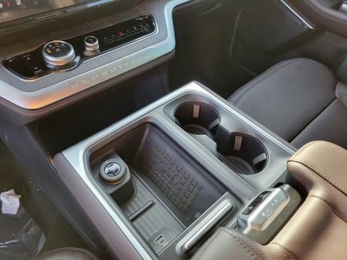 New 2025 Ford Expedition Max Platinum w/ Platinum Ultimate Package image 44