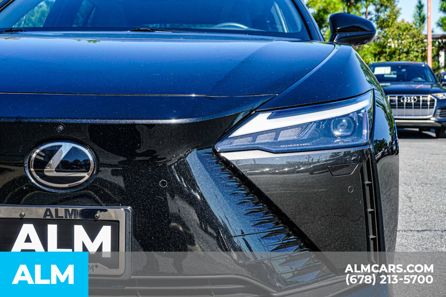 Used 2024 Lexus RZ 300e Premium w/ Technology Package FWD image 11