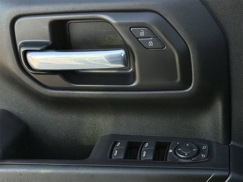 Used 2021 Chevrolet Silverado 1500 Custom image 20