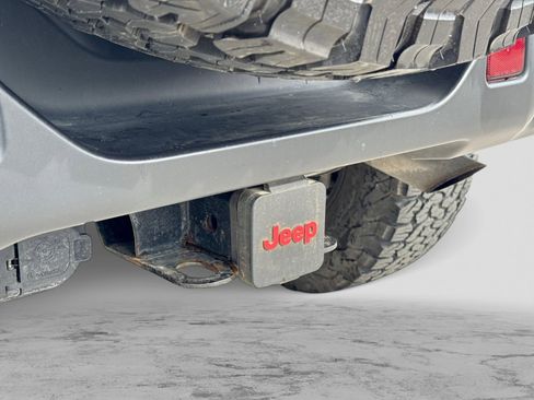 Used 2021 Jeep Wrangler Unlimited Rubicon w/ Uconnect 4C Nav & Sound Group AWD/4WD image 40