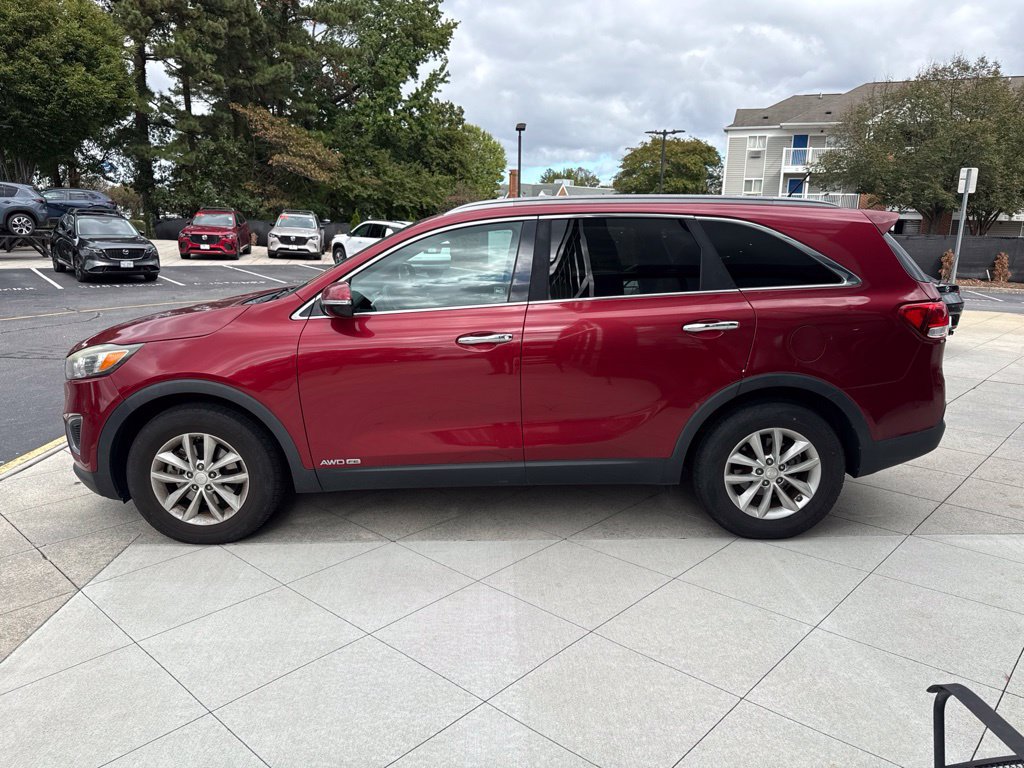 Used 2016 Kia Sorento LX AWD/4WD image 4