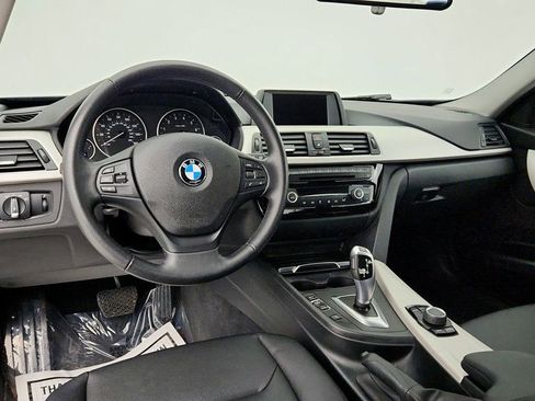 Used 2016 BMW 320i 4dr Sdn 320i with Driving Assi image 12