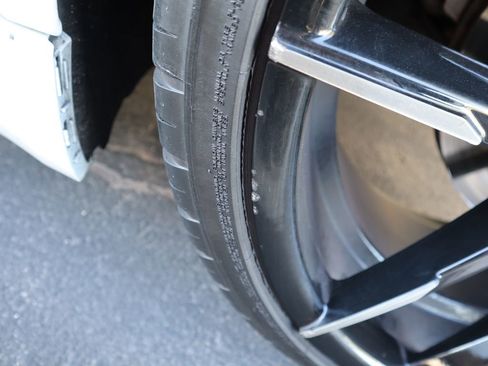 Used 2015 Porsche Panamera image 23