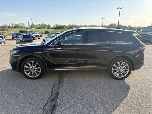 Used 2020 Lincoln Corsair AWD w/ Premium Package image 6