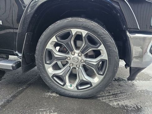 Used 2019 RAM 1500 Laramie Longhorn image 9