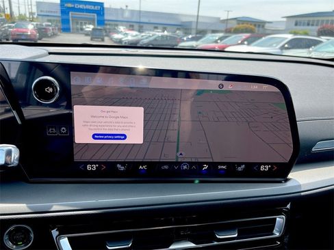 New 2025 Chevrolet Traverse LT w/ Midnight/Sport Edition image 13