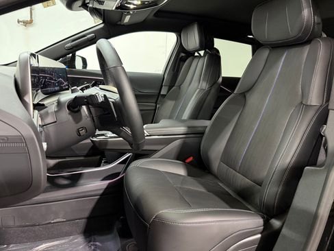 New 2026 Cadillac Lyriq Sport AWD/4WD image 5