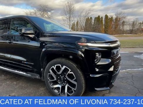 Certified 2024 Chevrolet Silverado EV RST image 2