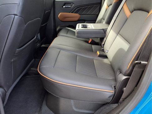 Used 2023 GMC Canyon AT4 w/ AT4 Premium Package image 22