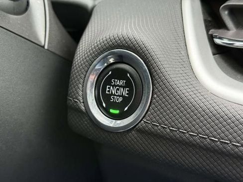 Used 2025 Chevrolet TrailBlazer LT image 29