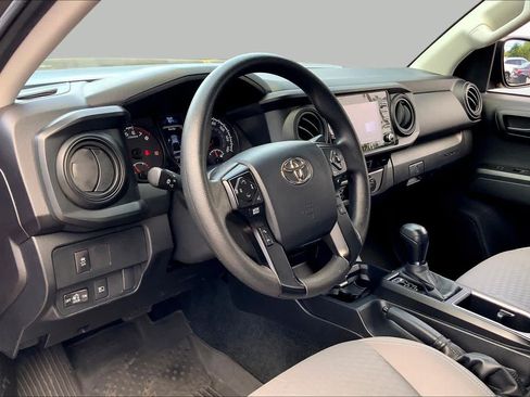 Used 2023 Toyota Tacoma SR AWD/4WD image 17