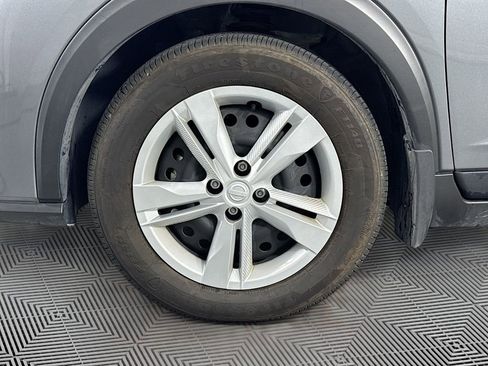 Used 2024 Nissan Kicks S image 30