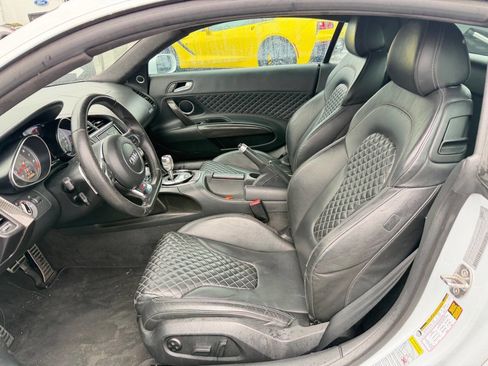 Used 2014 Audi R8 V8 image 6
