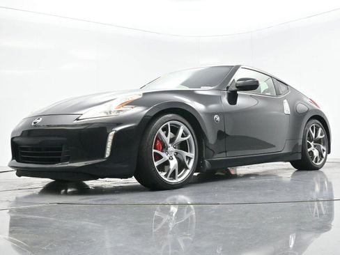 Used 2014 Nissan 370Z Touring w/ Sport Package image 43