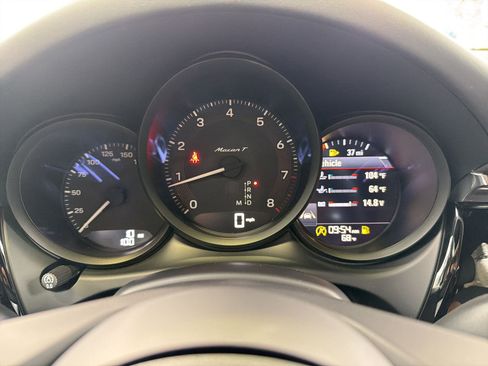 New 2026 Porsche Macan Turbo image 17