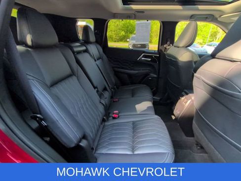 Used 2025 Mitsubishi Outlander SEL AWD/4WD image 29