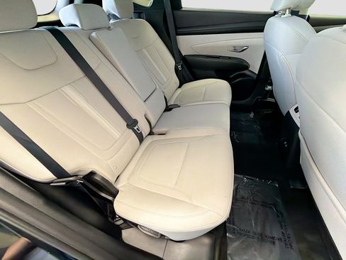 Used 2025 Hyundai Tucson SEL AWD/4WD image 14