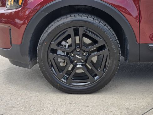Certified 2024 Kia Telluride EX X-Line AWD/4WD image 17