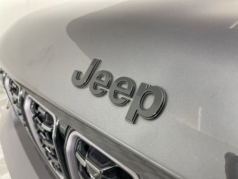 Used 2024 Jeep Grand Cherokee L Summit w/ High Altitude Package image 31