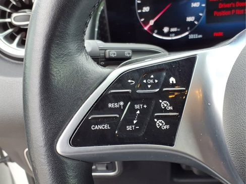 Used 2025 Mercedes-Benz GLB 250 image 15