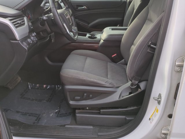 Used 2020 GMC Yukon SLE w/ SLE Value Package AWD/4WD image 12