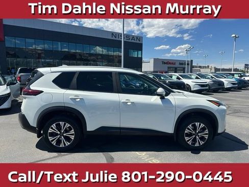 Used 2023 Nissan Rogue SV w/ SV Premium B Package AWD/4WD image 13