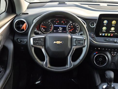 Used 2024 Chevrolet Blazer LT image 12