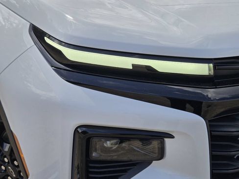 New 2026 Chevrolet Traverse LT w/ Midnight/Sport Edition FWD image 9