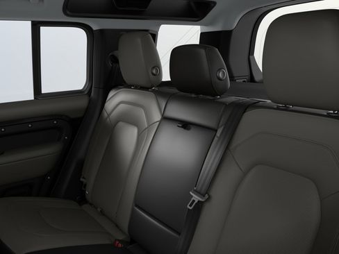 New 2026 Land Rover Defender 110 S image 7