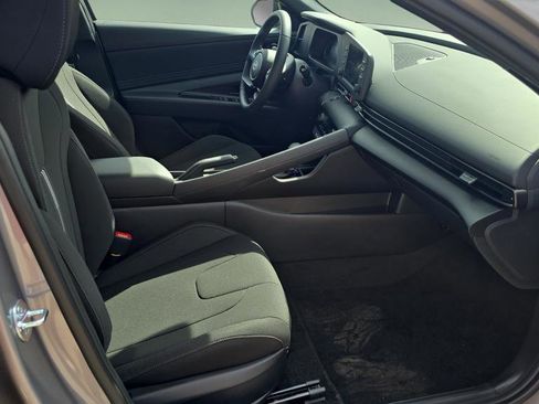 New 2026 Hyundai Elantra Sport FWD image 22