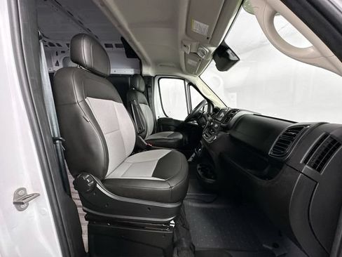 Used 2026 RAM ProMaster 2500 w/ Convenience Group FWD image 26