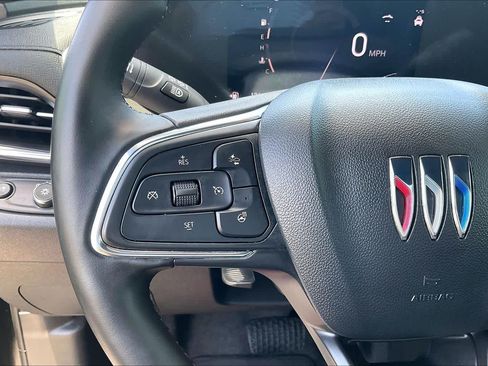 Used 2025 Buick Envista Preferred w/ Convenience I Package FWD image 23