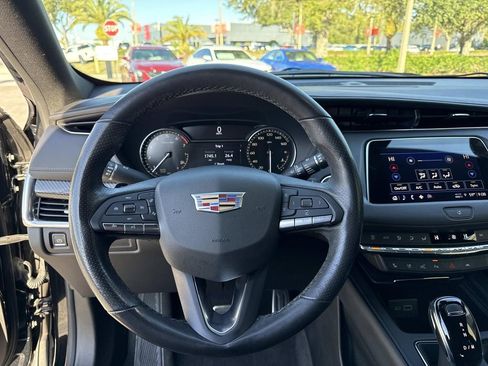 Certified 2023 Cadillac XT4 Sport image 26