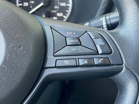 Used 2024 Nissan Sentra S FWD image 30