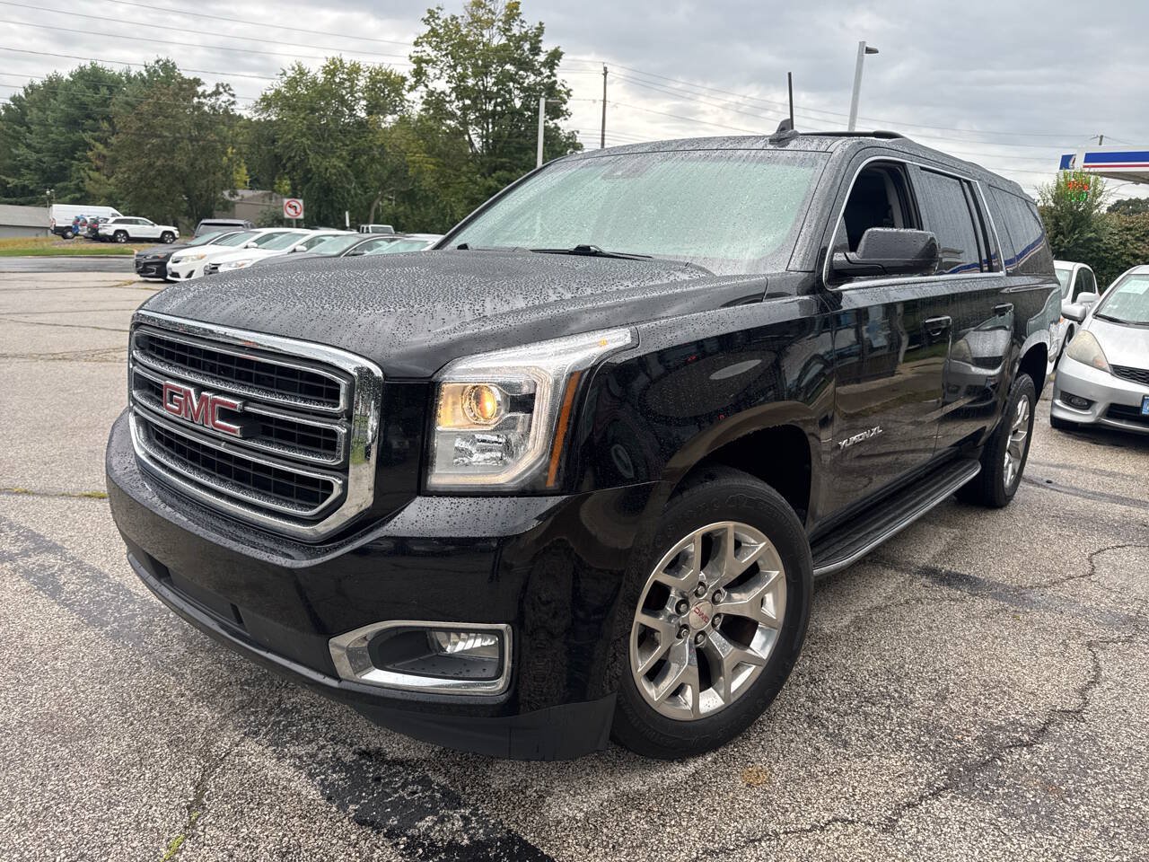 Used 2016 GMC Yukon XL SLT w/ Open Road Package AWD/4WD image 4