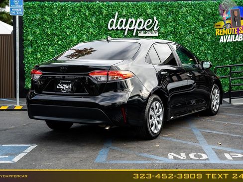 Used 2023 Toyota Corolla LE FWD image 5